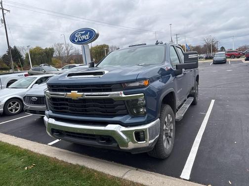 2024 Chevrolet Silverado 2500 LT
