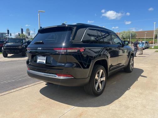 2022 Jeep Grand Cherokee Limited