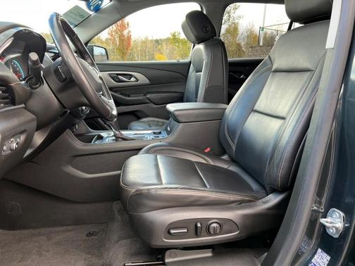 2020 Chevrolet Traverse RS