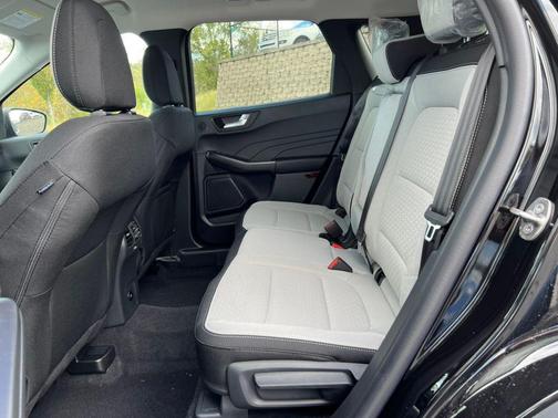 Agate Black Metallic 2026 Ford Escape Active