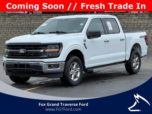Oxford White 2025 Ford F-150 XLT