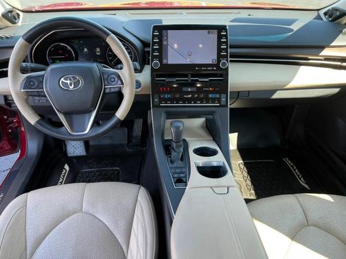 2019 Toyota Avalon Hybrid Limited