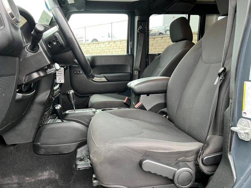 2018 Jeep Wrangler JK Unlimited Sport