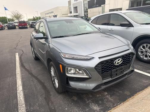 2021 Hyundai KONA SEL