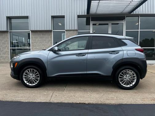 2021 Hyundai KONA SEL