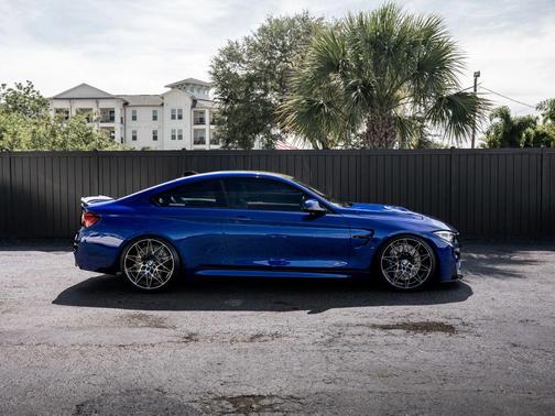 San Marino Blue Metallic 2020 BMW M4 Base