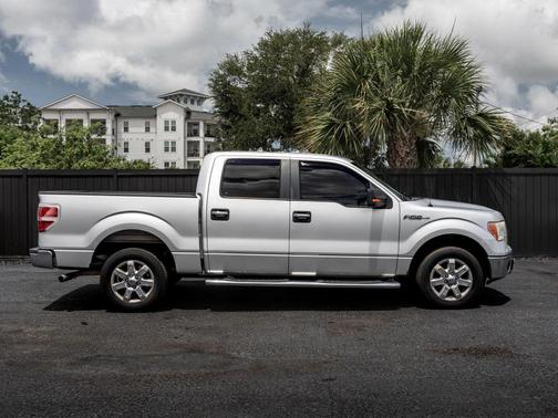 Ingot Silver Metallic 2014 Ford F-150 XLT