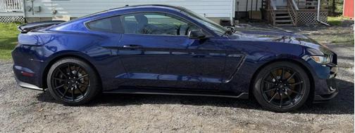 Kona Blue Metallic 2018 Ford Shelby GT350 Base