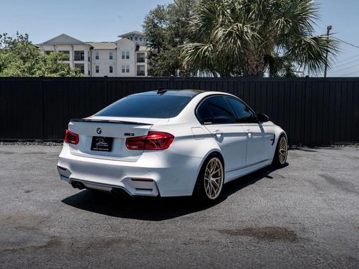 Mineral White 2018 BMW M3 Base