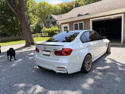 Mineral White 2018 BMW M3 Base