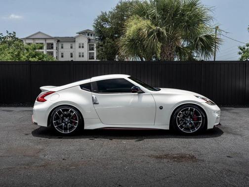 White 2016 Nissan 370Z NISMO