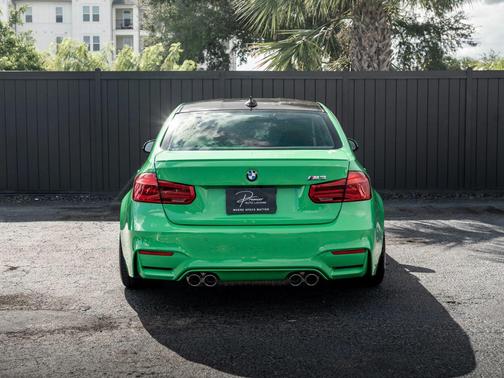 Individual Signal Green 2018 BMW M3 Base
