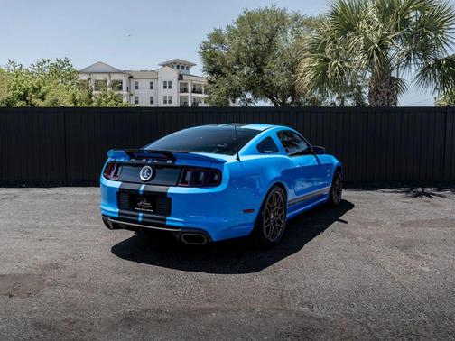 Grabber Blue 2013 Ford Shelby GT500 Base