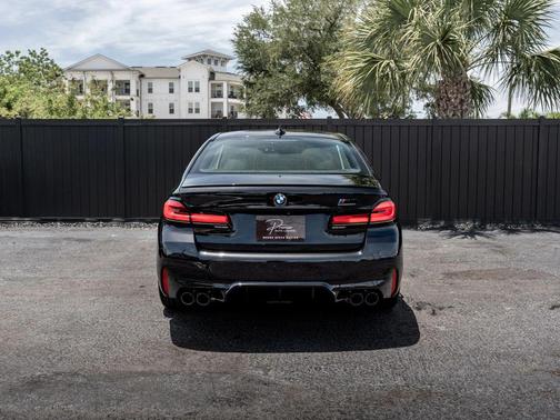 Black Sapphire Metallic 2023 BMW M5 Competition