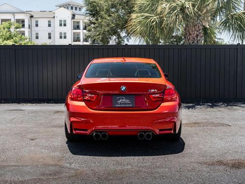 Sakhir Orange 2016 BMW M4 Base