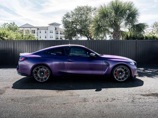 Twilight Purple Metallic Purple 2024 BMW M4 Competition xDrive