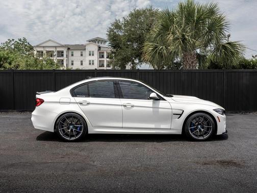 Alpine White 2018 BMW M3 CS
