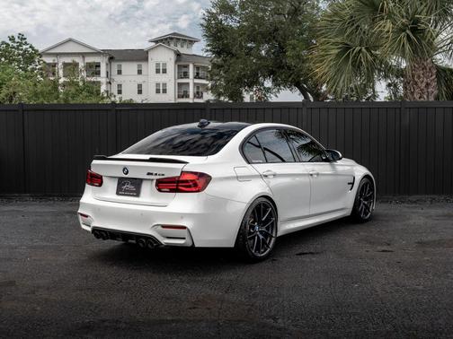 Alpine White 2018 BMW M3 CS