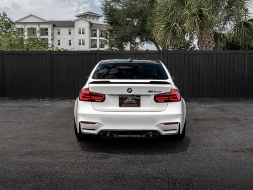 Alpine White 2018 BMW M3 CS