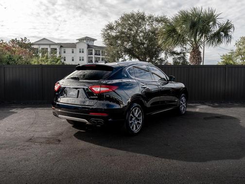 2019 Maserati Levante S GranLusso