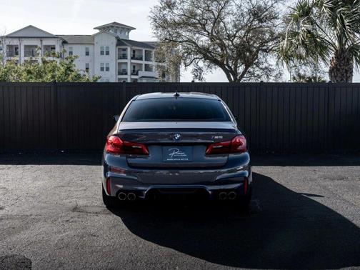 Champagne Quartz II Metallic 2020 BMW M5 Base