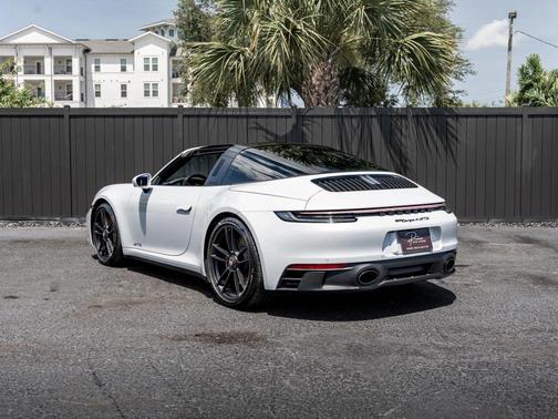 Ice Grey Metallic 2024 Porsche 911 Targa 4S