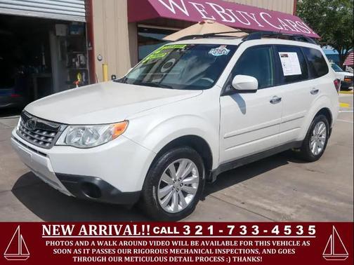 Satin White Pearl 2012 Subaru Forester 2.5X Premium