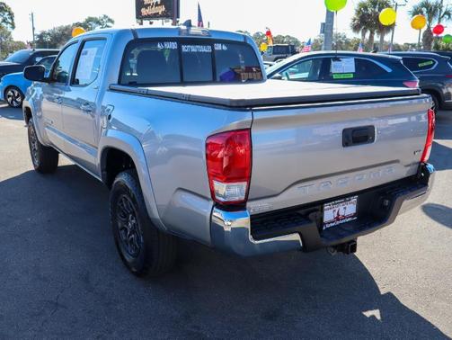 2017 Toyota Tacoma SR5