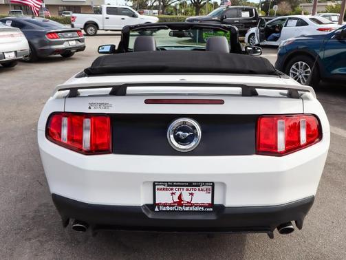 2012 Ford Mustang GT Premium