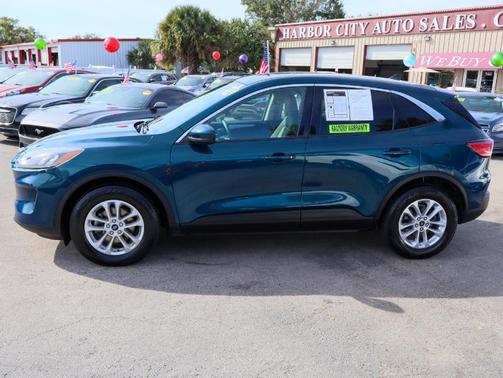2020 Ford Escape SE