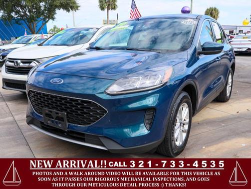 2020 Ford Escape SE