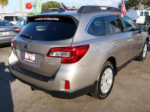 2017 Subaru Outback 2.5i Premium