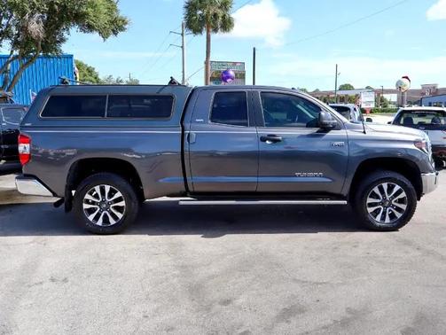 2018 Toyota Tundra SR5