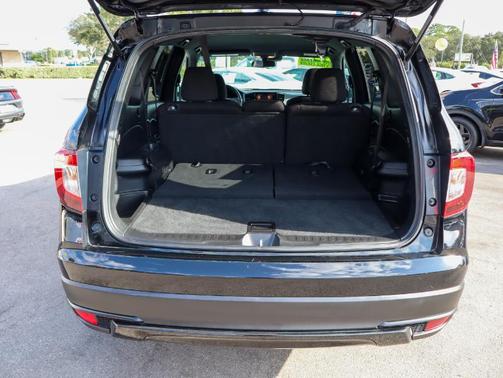 2022 Honda Pilot 2WD Sport