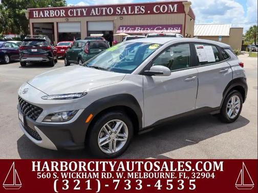 Cyber Silver 2022 Hyundai KONA SE