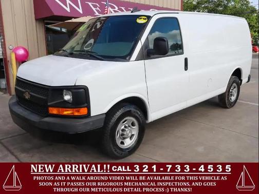 Summit White 2016 Chevrolet Express 2500 Work Van