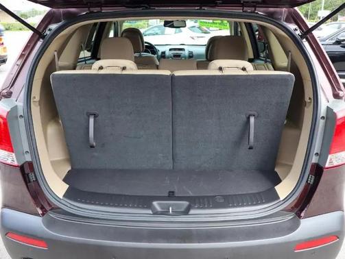 Dark Cherry 2012 Kia Sorento LX