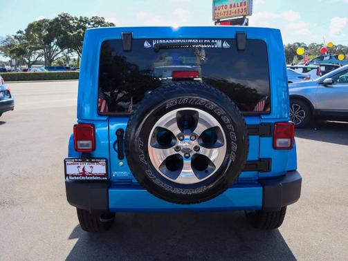 2016 Jeep Wrangler Unlimited Sahara