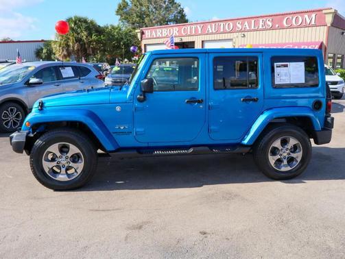 2016 Jeep Wrangler Unlimited Sahara