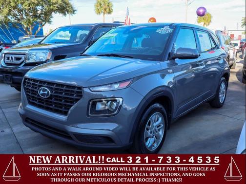 2021 Hyundai VENUE SE