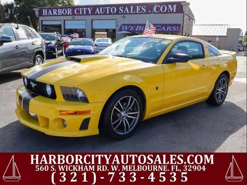 SCREAMING YELLOW 2006 Ford Mustang GT