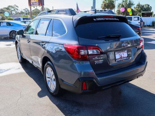 2018 Subaru Outback 2.5i Premium
