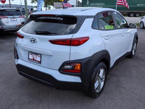 2020 Hyundai KONA SE