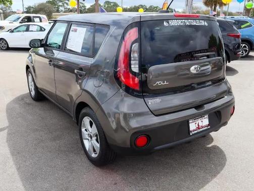 2017 Kia Soul Base