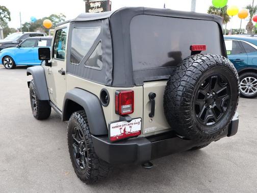 2018 Jeep Wrangler JK Willys Wheeler W