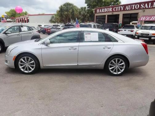 Radiant Silver Metallic 2013 Cadillac XTS Luxury