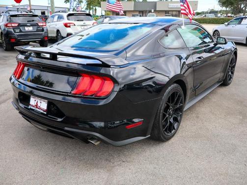 2018 Ford Mustang EcoBoost