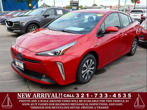 2019 Toyota Prius XLE