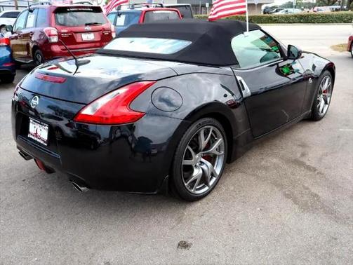 2015 Nissan 370Z Touring Sport