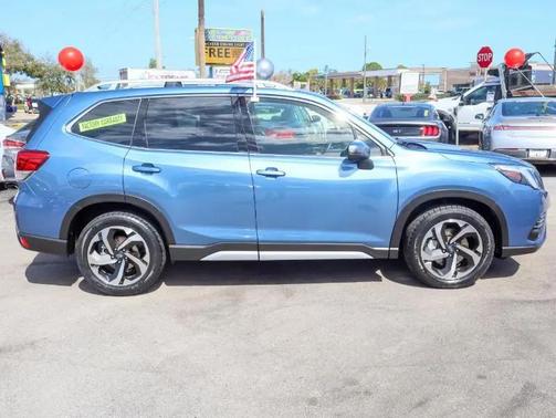 2023 Subaru Forester Touring